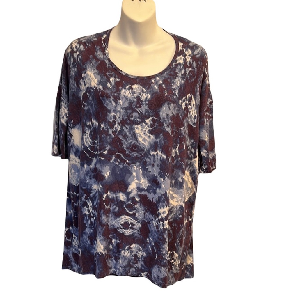 Agnes & Dora Tie dye Tee shirt. Size small blue tones